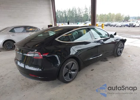 2018 Tesla Model 3 Long Range/Mid Range из США, поврежденный, VIN 5YJ3E1EA0JF077072